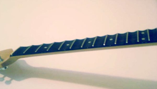 manico stratocaster scalloped